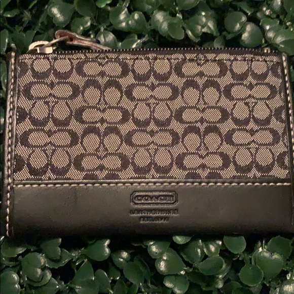 Coach Signature Cardholder